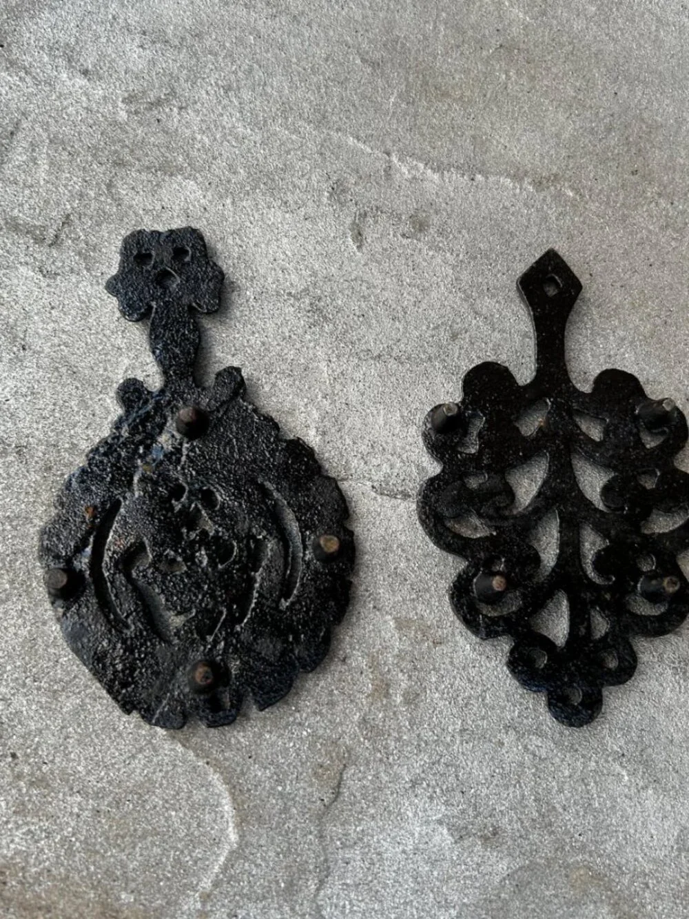 Set of 2 Cast Iron Trivet Potholders